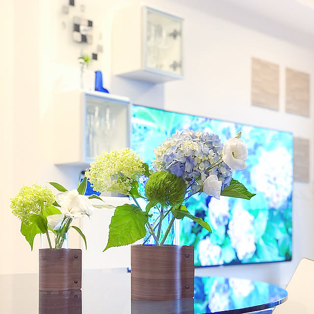花のある暮らし,アナベル,紫陽花,ウォルナット,ウッドベース,フラワーベース,花びん,花瓶,デンマーク,LIND DNA,北欧,イベント参加,おうち見直しキャンペーン,RoomClipショッピング,On Walls,グリーン,RoomClip mag 掲載,mag掲載ありがとうございます,mag Websiteにまとめました teracoyaWORLDの部屋