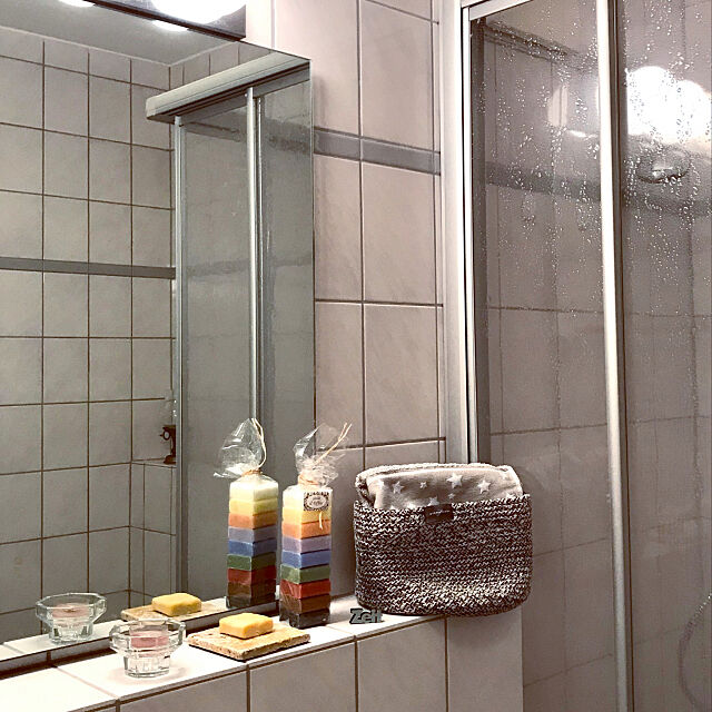 Bathroom,女優鏡,石のソープディッシュ,いい香り,ヤンキーキャンドル,石鹸,ゲスト用,ドイツ生活,田舎暮らし pompomの部屋