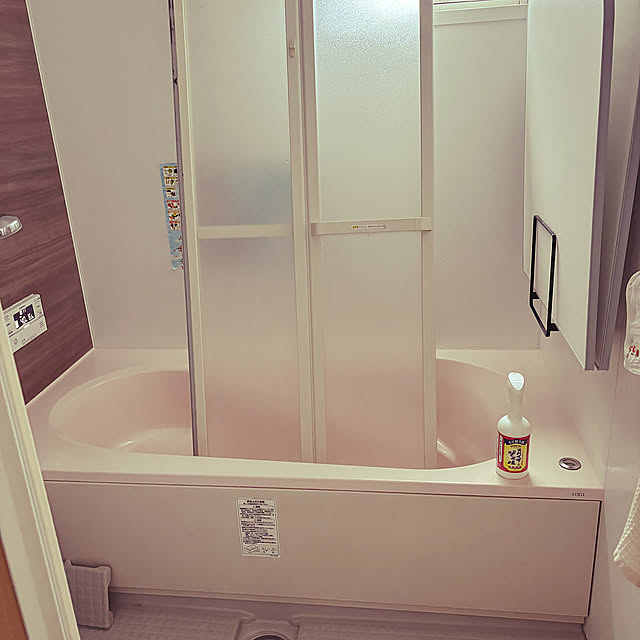Bathroom,ズボラーのお掃除,LIXILのお風呂,大掃除,ナチュラルインテリア,シンプルインテリア,いつもいいねやコメありがとうございます♡,年末の大掃除,新築一戸建て,子供のいる暮らし,子どものいる暮らし,姉妹ママ,RoomClipの出逢いに感謝♡,共働き夫婦,4歳　8歳　姉妹 yukayuzuboaの部屋