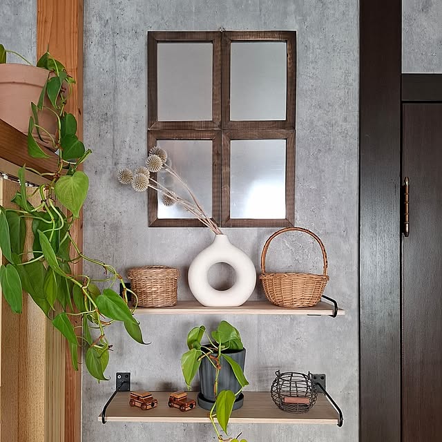 On Walls,10分でできる,ハンドメイド,seria,アイアンラック,木が好き,自然素材が好き,観葉植物のある暮らし,フォトフレーム,U型ブラケット,アイアンとウッド,ドライフラワー,かごが好き,イベント参加 midoriの部屋