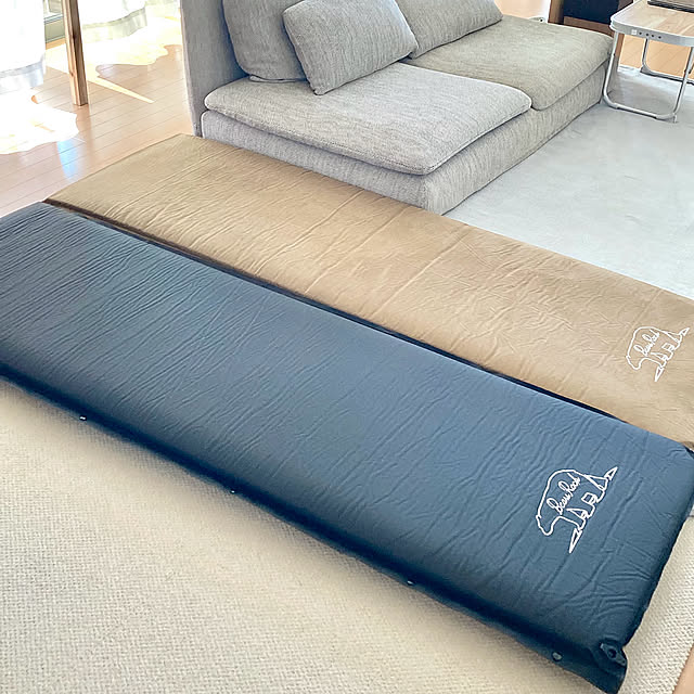 On Walls,自動膨張,キャンプ,アウトドア,防災,防災グッズ,非常用,車中泊,こどもと暮らす,避難グッズ,車中泊マット,インフレータブルマット merutoの部屋