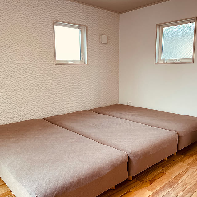 脚付きマットレス,寝室,雑魚寝,ナチュラル,無印良品,Bedroom,シンプルに暮らしたい,無垢床 yamabb248の部屋