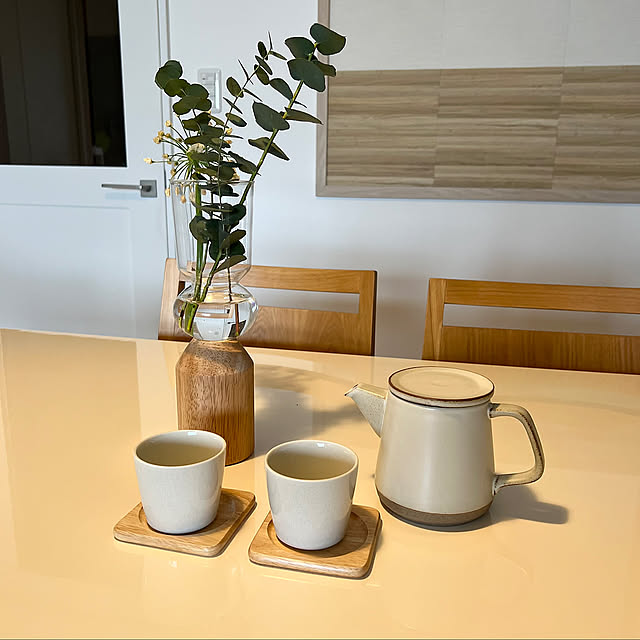 My Desk,子供がいる家,子供と暮らす。,子供と暮らす,子供のいる暮らし,無印良品のある暮らし,無印良品,212kitchen,212 KITCHEN STORE,212kitchenstore,湯呑みセット,湯呑み,北欧インテリアに憧れる,北欧ナチュラル,北欧インテリア,北欧,リビングインテリア,リビングダイニング,リビング,ダイニングチェア,ダイニングテーブル&チェア,ダイニングテーブル,KINTO ティーポット,KINTO,ティーポット,買ってよかったもの,花のある暮らし,salut !,LIXIL,エコカラット ktumi_roomの部屋