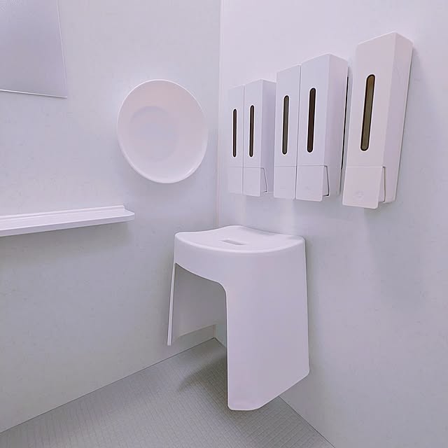 Bathroom,この秋、買ってよかったもの,マグネットで浮かす,プッシュ式ディスペンサー,ホワイトインテリア noahの部屋