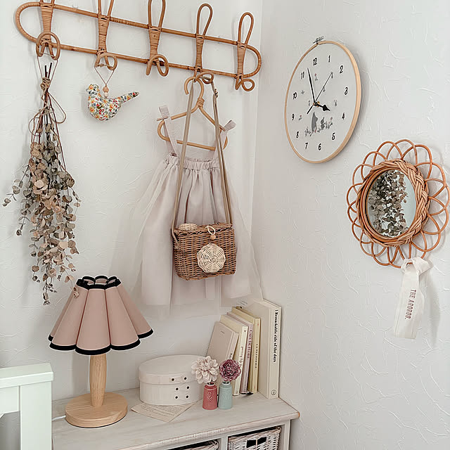 Bedroom,ムーミン,時計,salut!,3COINS,ホワイトインテリア,ナチュラルインテリア,フレンチカントリー,ナチュラルキッチン,小さな家,絵本に出てくるようなおうち,海外インテリアに憧れる,物語に出てくるようなおうちに憧れる♡ lala.waltzの部屋