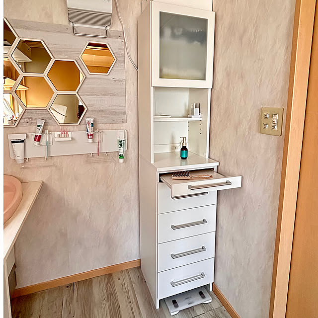 Bathroom,息子のdiy,洗面所DIY,体重計置場,体重計収納,巾木,洗面所インテリア,洗面所 収納,タオル収納,ベルメゾン,この春、買ってよかったもの,築22年,WB工法,WBHOUSE,DIY,サニタリーキャビネット,サニタリーラック juncocoの部屋