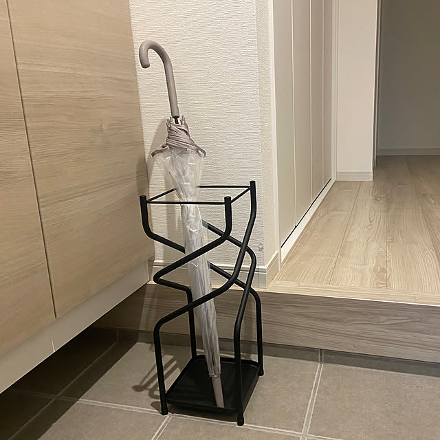 Entrance,チェスナット,玄関,傘おき,かさ立て SATOEの部屋