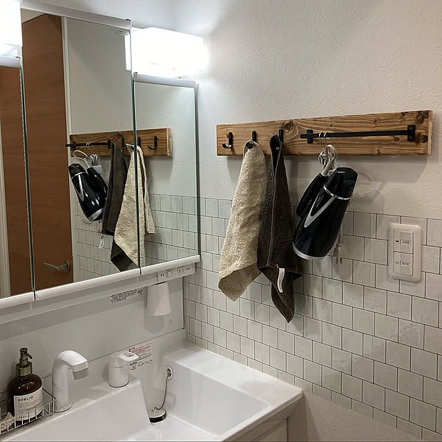 コップに磁石,タオルは1人1枚,DIY,ナゲシレール,セリア,Bathroom Bambiの部屋