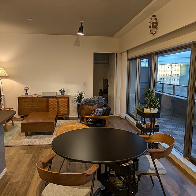 Lounge,観葉植物,IKEA,レトロ,ミッドセンチュリー,インダストリアル,リノベーション,DIY okayuの部屋
