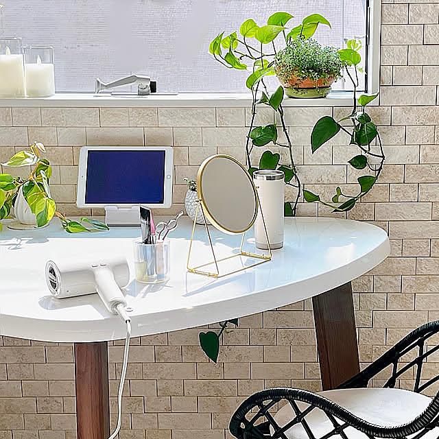 ミックス＆リラックス,ミックスインテリア,BOHOも最近好き♡,リゾートに憧れる♡,アジアンモダンにしたい♡,テーブルミラー,グリーンのある暮らし,ミラー,建売住宅でも自分らしく,ポトス,3COINS,建売住宅,すっきり暮らしたい,いいね、フォロー本当に感謝です♡,無言いいね&フォロー失礼しております,ダイニング,見てくださってありがとうございます♡,夏,IKEA,アジア工房,観葉植物のある暮らし,Kitchen cotoriの部屋