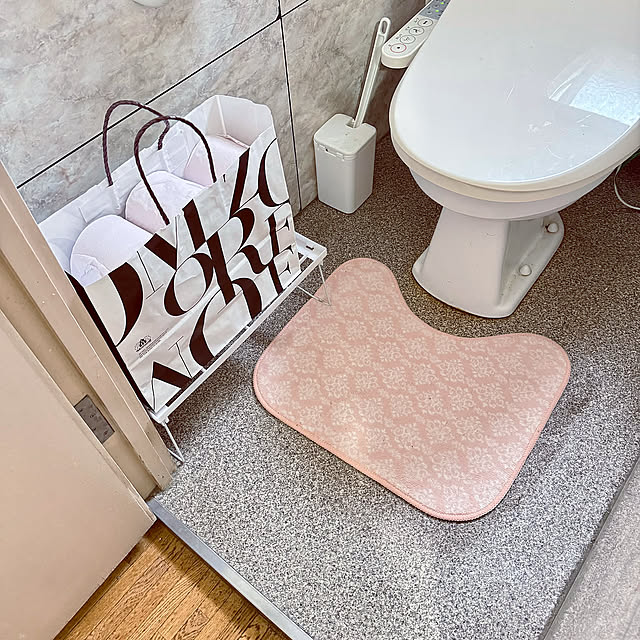 Bathroom,300円SHOP,トイレマット,トイレットペーパー収納,築40年以上,賃貸団地 asa-tamaの部屋