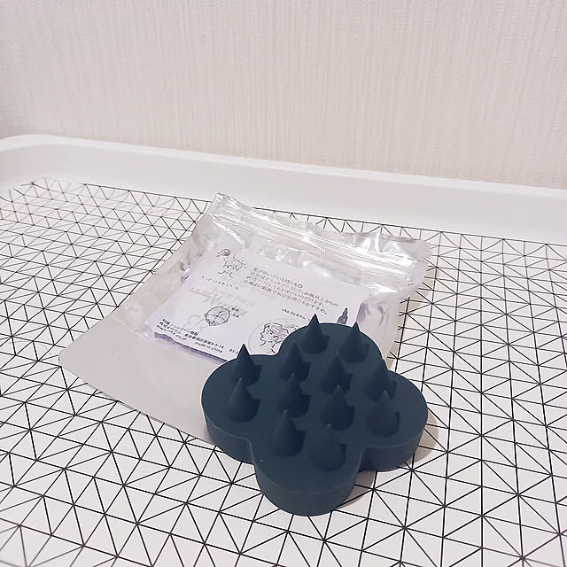 Bathroom,ルーティーン,ふたり暮らし,2LDK 二人暮らし,生活感たっぷり,賃貸,100均,便利アイテム,購入したもの,記録用,uka,スカルプブラシ ケンザン,バリカタ pyons_0105の部屋
