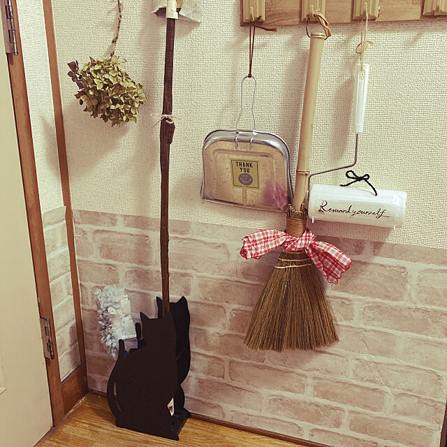 可愛い掃除用品のある暮らし,お掃除用品も可愛く,〇〇のある暮らし,団地,On Walls,黒猫ちゃん傘立て mamiの部屋