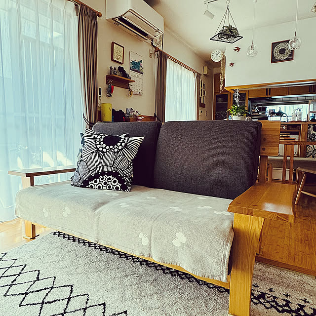 Lounge,買ってよかったもの,すっきり暮らしたい,すっきり暮らす,カーテン,タッセル,ミナペルホネンブランケット,ミナペルホネン,ちょうちょ ⚮̈ ⡱,コットンブランケット,クリッパンのブランケット,クリッパン×ミナペルホネン,楽天で買ったもの wakaba223の部屋