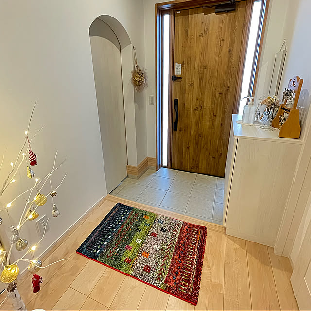 ナチュラル,玄関マット,こどもと暮らす,RoomClip運営チームの皆様に感謝♡,イケヒコ,当選ありがとうございます♡,RoomClipショッピング,ウェルカムクーポンキャンペーン,ライト,ニトリ,クリスマス,クリスマスツリー,シラカバツリー,ドライフラワー,Entrance rikunonの部屋