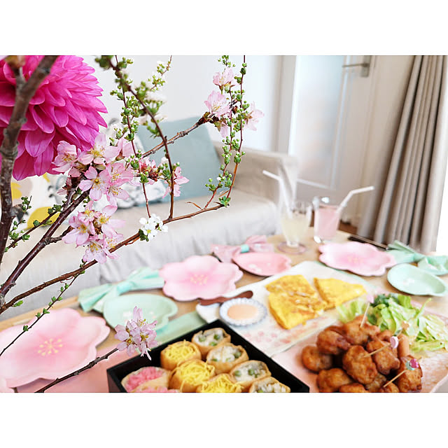 Lounge,おうち花見,北欧インテリア,北欧ナチュラル,花のある暮らし,おうちカフェ hacoralの部屋