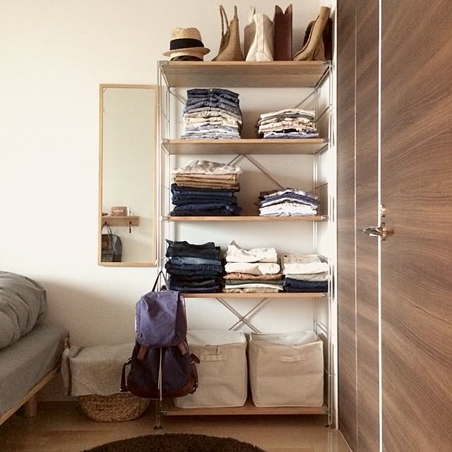 Bedroom,ステンレスユニットシェルフ,断捨離,ファッション,洋服収納,無印良品,マンション,二人暮らし,壁に付けられる家具 someday-5の部屋