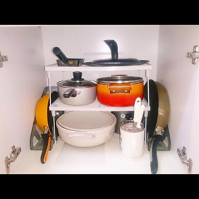 Kitchen,賃貸,生活感,ブログ更新しました♡,コンロ下収納,100均,普通,キッチン収納,フライパン収納,鍋収納,収納 Shuconbuの部屋