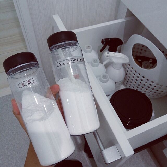 Bathroom,白が好き,白化,モノトーン,白黒,自作ラベル,詰め替えボトル,ダイソー,ドリンクボトル,mon・o・tone fu3.iwaの部屋