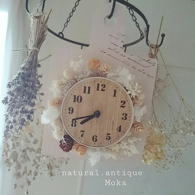 On Walls,ナチュラル･アンティーク,White♡,ナチュラル,ハンドメイド,壁掛け時計,セリア,ドライフラワー Mokaの部屋