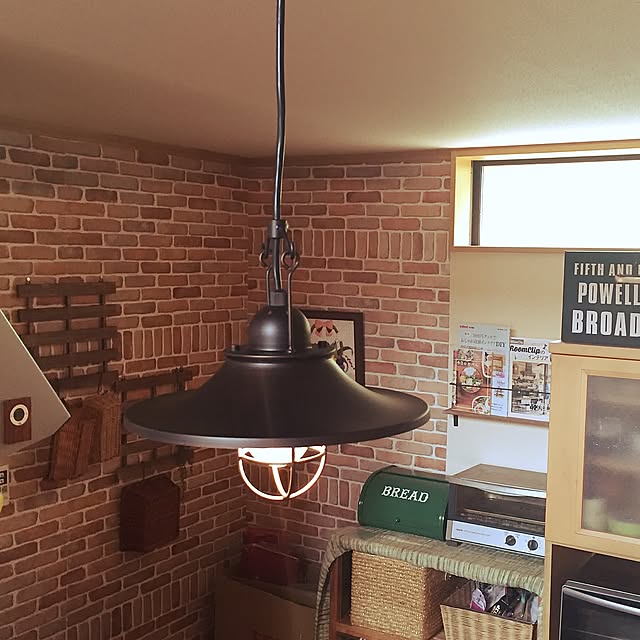 Kitchen,ブレッド缶,照明,壁紙屋本舗,100均,すのこ,男前,ナチュラル,Ampoule yukassoの部屋