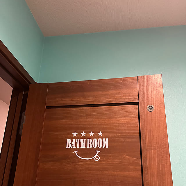 Bathroom,壁紙DIY,ターコイズブルー,壁紙屋本舗さん,カリフォルニアスタイル,西海岸インテリアに憧れ mikanの部屋