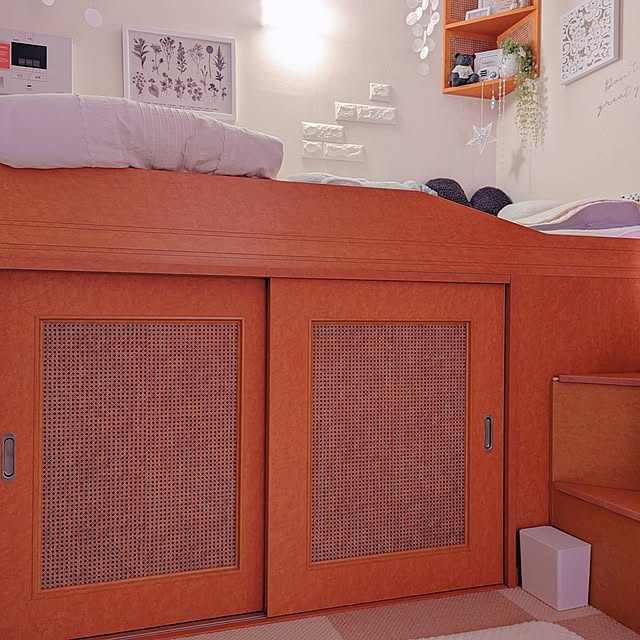 Bedroom,リメイク,インテリア,ワンルーム,一人暮らし,1K,1R,レオパレス,ひとり暮らし,1K 1人暮らし,RC兵庫支部,賃貸でも諦めない！,レオパレス21,一人暮らしインテリア,ワンルームインテリア,1R 一人暮らし,レオパレスでも諦めない,レオパレスDIY,レオパレスインテリア,レオパレスだからできる事,買ってよかったもの,壁紙屋本舗,ラタン調,ラタン調リメイクシート,リメイクシート megurinの部屋