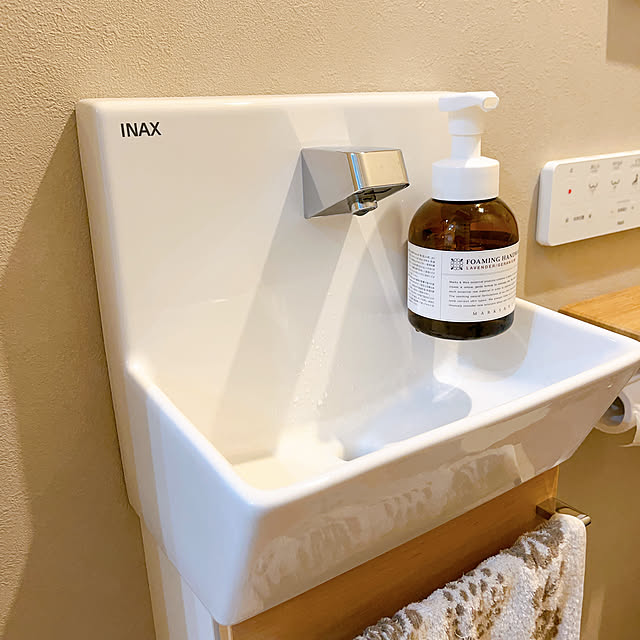 Bathroom,ベージュインテリア,北欧ナチュラル,北欧インテリア,北欧,しまむら,浮かせる収納,LIXIL,トイレ水栓,タッチレス水栓,自動水栓,マークス＆ウェブ,マークスアンドウェブ hiyokoの部屋