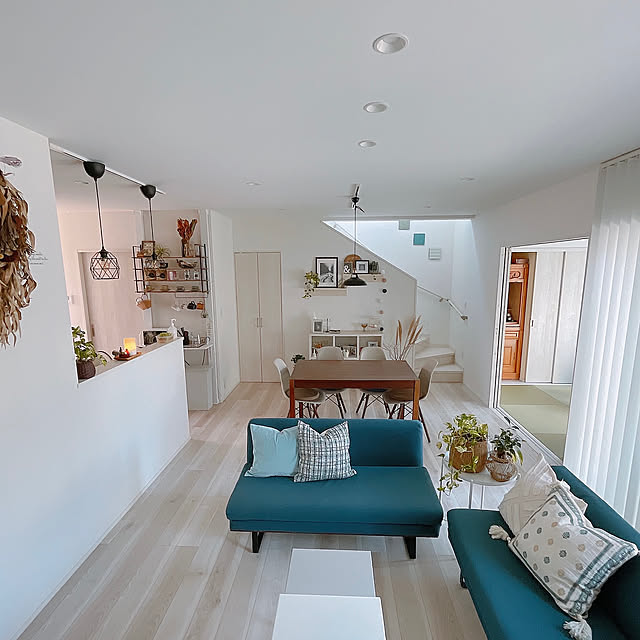 ペンダントライト,ゼロキューブ,縦長の部屋,バーチカルブラインド,シンプルインテリア,ニチベイ,Lounge,ディアウォール DIY Miiの部屋