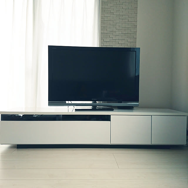 Lounge,楽天で買ったもの,テレビ台,鏡面ホワイト,背面収納,白黒,モノトーン kaz77の部屋