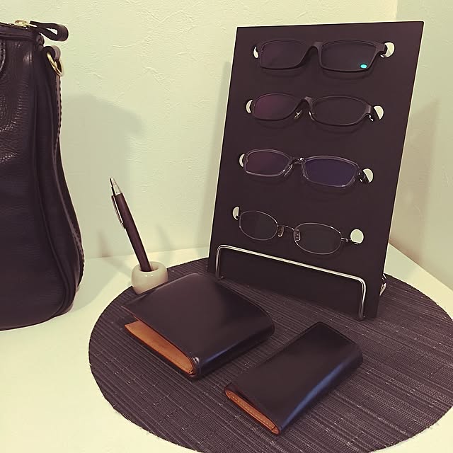 My Shelf,眼鏡スタンド,眼鏡掛け,眼鏡,メガネスタンド,メガネ置き,メガネ,DIY,リノベーション,中古を買ってリノベーション,KEYUCA,レッツDIY rubbertreeの部屋