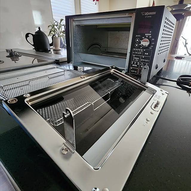 Kitchen,マイルール,トースター,トースターの掃除,掃除しやすい,掃除しやすいキッチンアイテム,ZOJIRUSHI,ZOJIRUSHIトースター,ピカピカにお掃除,ピカピカキープ 75の部屋