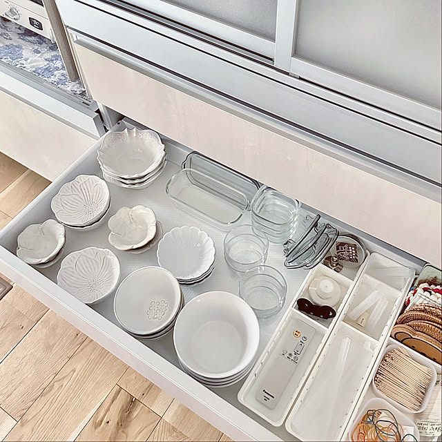 Kitchen,お皿の収納,ふきん収納,お弁当袋収納,ランチョンマット収納,箸置き収納,箸置き収納はDAISO,カトラリーケースはニトリ,カトラリー収納,小鉢多め,小鉢収納,小鉢好き,カップボード収納,キッチン収納 Re_の部屋