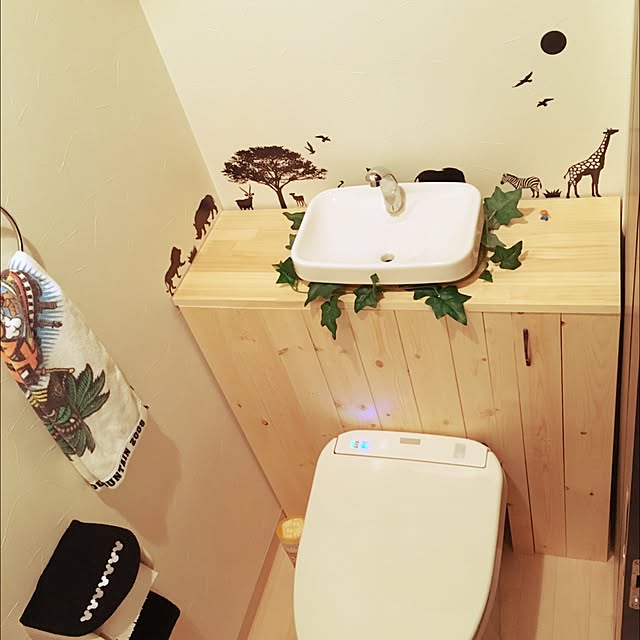 Bathroom,配管隠し,掃除道具隠し,タンク隠し,日曜大工,トイレ改造計画,DIY,セリア YASUの部屋