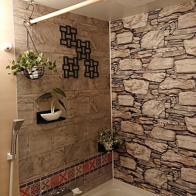 Bathroom,バリリゾート,一人暮らし,アジアン,バリ風,フェイクグリーン,南国リゾート風,賃貸でも諦めない！,賃貸バスルーム,ニトリのフェイクグリーン,Ｓ字フック,節水シャワーヘッド,プランターバスケットハンガー,壁紙,なべ敷き,マグネット,室内干し,室内干しバー,フレキシブルスリムタイ,つっぱり棒,壁紙屋本舗,ネオジウムマグネット,ニトリ,バスルーム,NuWallpaper,TOWER,towerシリーズ,山崎実業 kztの部屋