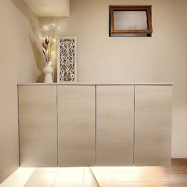 Entrance,玄関,マンション,リノベーション,マンション暮らし,フルリノベーション,ベージュインテリア,シンプルインテリア,築古マンション,北欧モダン,間接照明,春,中古マンション,LIXIL,デコマド,クリエアイボリー,すっきり暮らしたい,シンプルライフ,ホワイトインテリア pinonの部屋