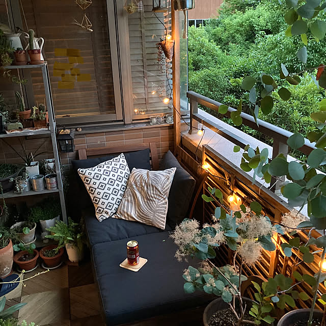 ストリングライト,ガーデンソファ,晩酌,NO GREEN NO LIFE,IKEA,ベランダガーデン,Lounge kan2の部屋