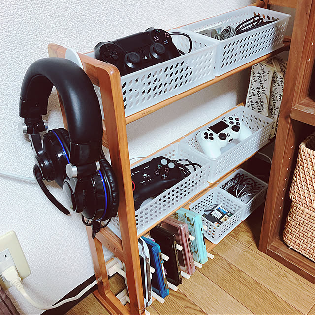 My Shelf,コントローラー,コントローラー収納,ゲーム機,ゲーム機収納,DIY,ダイソー,100均,3COINS,ナチュラル 1582dolphinの部屋