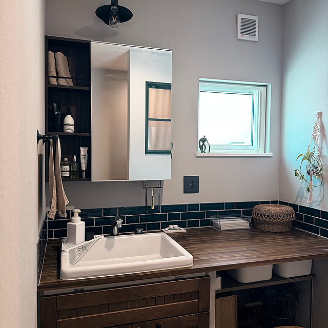 Bathroom,無印良品　やわらかポリエチレンケース,無印良品 収納,造作洗面台,panasonic c-line,TOTO 実験用シンク,tower シンクコーナーラック,tower 歯ブラシホルダー,towerシリーズ,暮らしのひとコマ,無印良品 kurinokiの部屋