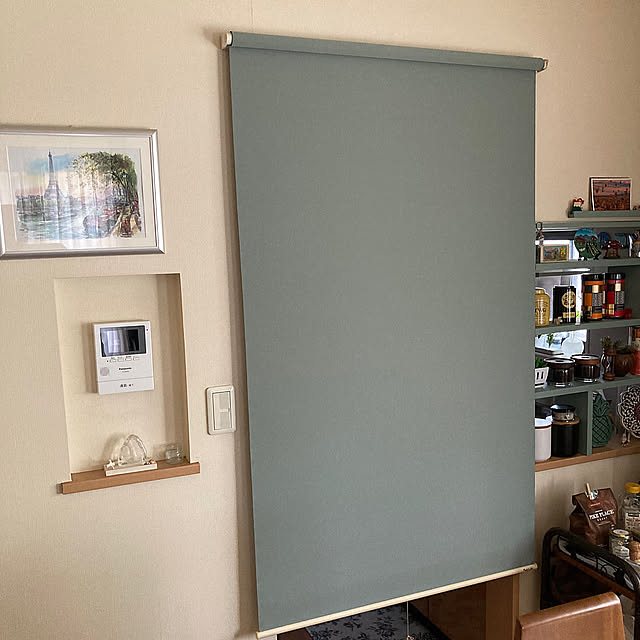 Kitchen,ポストカードをフレームに,ポストカード,エッフェル塔セーヌ川,エッフェル塔額縁,エッフェル塔,トルコポストカード,TWG TEA,フォションの紅茶,フランフランキッチンマット,フランフラン,キッチンマット,インターホン,棚DIY,ニッチディスプレイ,ニッチ,コーヒー,コーヒーのある暮らし,紅茶,紅茶のある暮らし,ブラインド,カーテン・ブラインド mamimamiの部屋