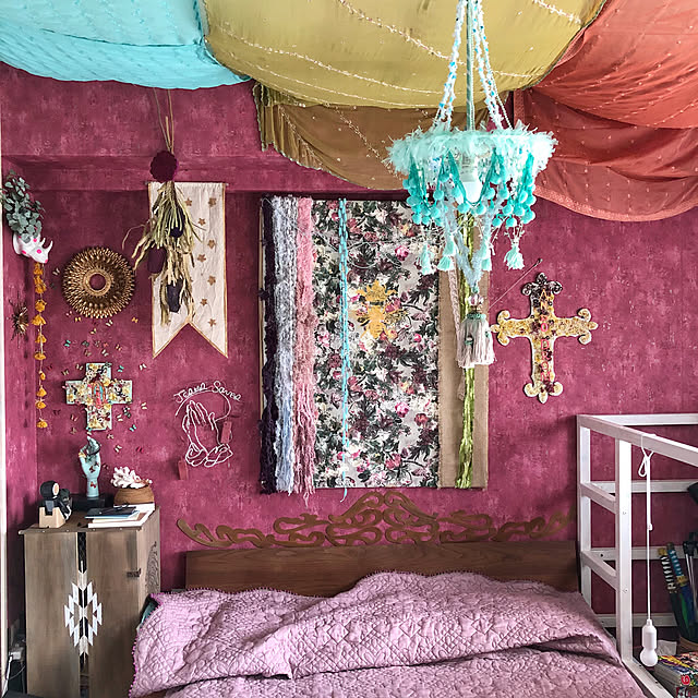 Bedroom,ジプシーインテリア,ベルメゾン,ラブザリネンのマルチカバー,リネン,gypsy interior,クリエイティブをマインドに,賃貸,ランプシェードDIY,パヤキ,飾るように暮らす,pajaki,コメントお気遣いなく♡,ハンドメイド,ライトシェードDIY,100均DIY,gypsy kazaruyo-niの部屋