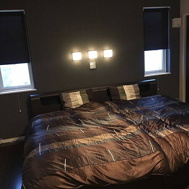 Bedroom,ベッド,ニトリ,間接照明,寝室,シンプルモダン,シンプル,ホテルライク robinの部屋
