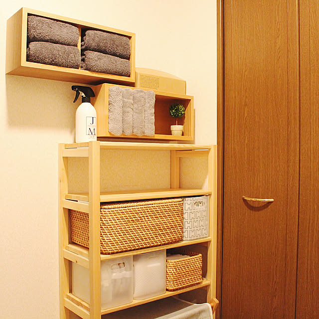 Bathroom,ラタンボックス,壁に付けられる家具,パイン材ユニットシェルフ,洗面所 収納,洗面所,タオル収納,タオル,無印良品,賃貸,シンプルインテリア,賃貸マンション,シンプル meemeeの部屋