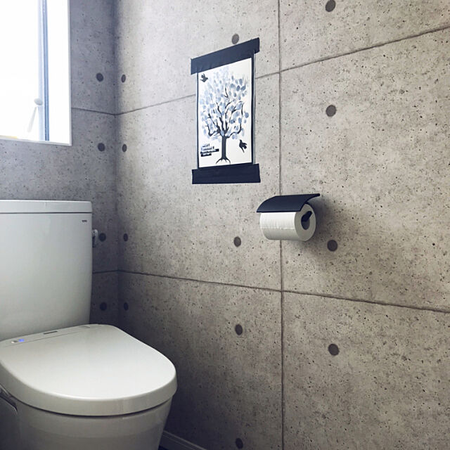 Bathroom,好きな言葉を飾る,TOTO,kawajun,コンクリ風クロス,サンゲツ壁紙,2Fトイレ,アートのある部屋 riakanaの部屋