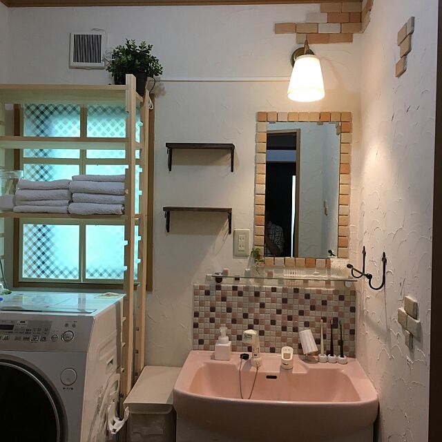 Bathroom,セリア,DIY,IKEA,レンガタイル,漆喰壁DIY mayuの部屋