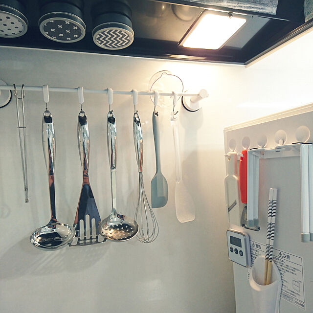 Kitchen,キッチンツール,IH周辺,ニトリ,はさみスタンドを代用,タオルバー,吊るす収納 soramameの部屋