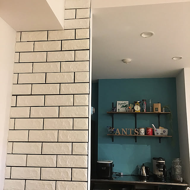 Kitchen,サブウェイタイル風,ブルックリン風,新築マンション,ダイソー,クッションレンガシート,インテリア構想中,ガチャ柱,キッチン棚,セリア tabariの部屋
