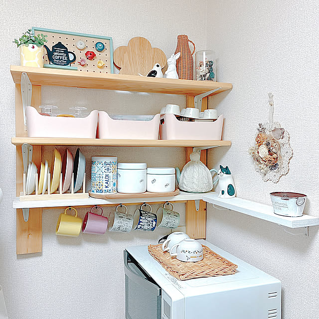 Kitchen,飾り棚 DIY,ekans ラインシェルフ,窓枠DIY,hiroちゃんの作品,DIY,salut !,素敵な出会いに感謝♡,ナチュラルが好き♡,賃貸でも楽しく♪,いつも見てくださって、感謝です♡,イベント参加なのでコメントお気遣いなく♡,iittalaティーマ yuyuの部屋
