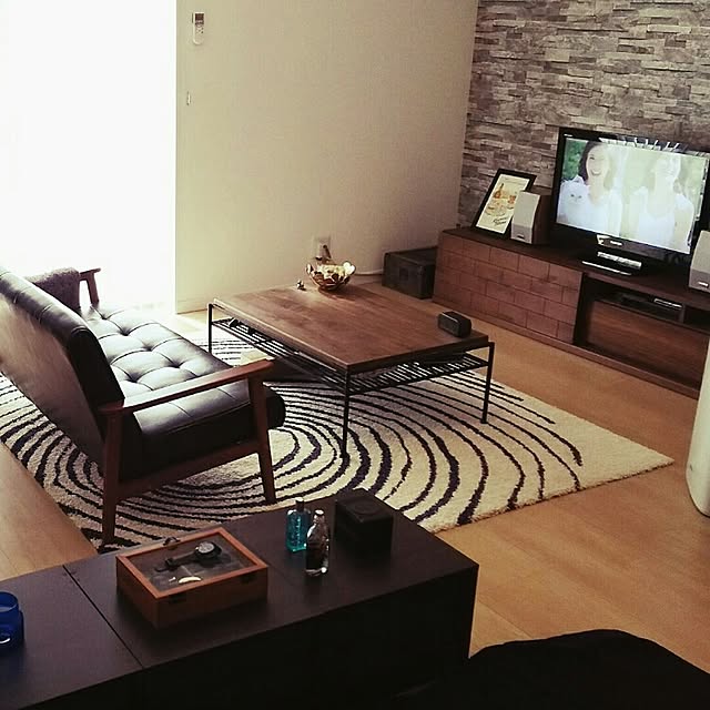 Lounge,一人暮らし,賃貸,男の一人暮らし,ワンルーム,メンズ部屋,IKEA,男前,カフェ風,木のぬくもり,1R 一人暮らし,1Rでも心地良く暮らしたい,ラグ,アクセントクロス Yusukeの部屋