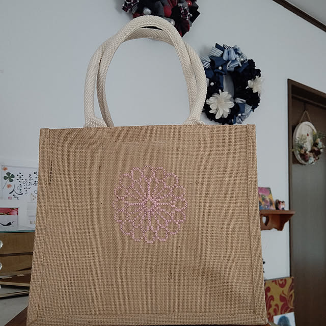 My Shelf,無印良品,ジュートバックアレンジ,ピンク,NO GREEN NO LIFE,お花に癒されます♡,リース,クロスステッチ,刺繍 mayuroseの部屋